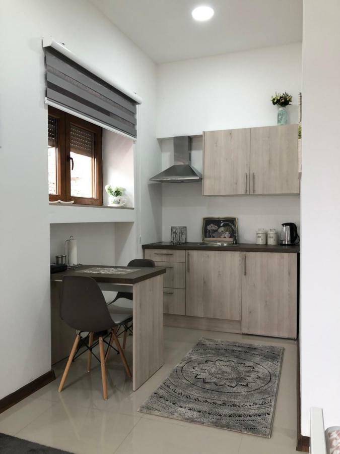 Studio Apartment In Old Town- With Parking Мостар Экстерьер фото